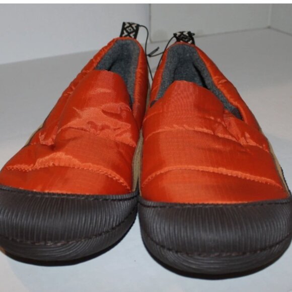 Staheekum Orange Men's 11 Puff Shoes Slip On Waterproof Brown Accents NWT - Picture 1 of 6